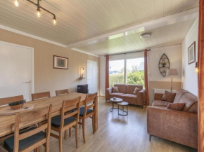 Marvelous bungalow near sandy beach